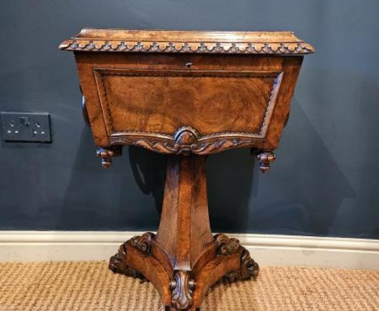 William IV Walnut Teapoy  - Image 1