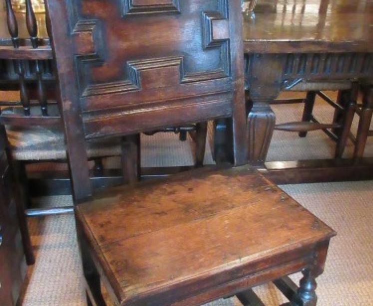 Very Original Pair of Early Period Oak Hall Chairs - Image 2