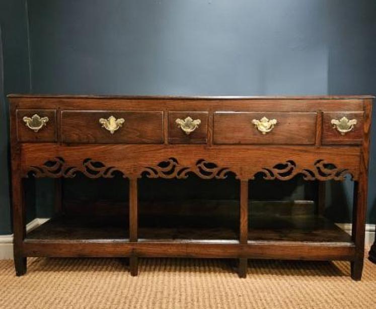 George II Oak Open Pot Board Dresser - Image 1