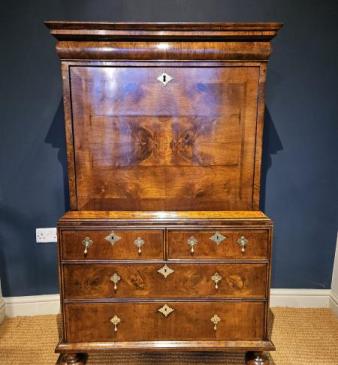 Small Proportioned William and Mary Walnut Escritoire