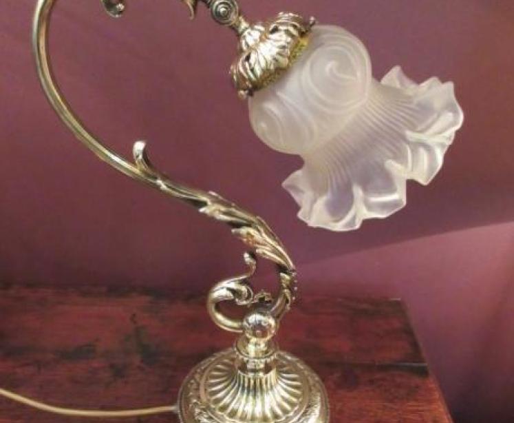 Top Quality Edwardian Cast Brass Adjustable Table Lamp - Image 1