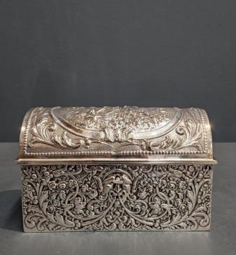 Large Chester Silver Domed Top Casket
