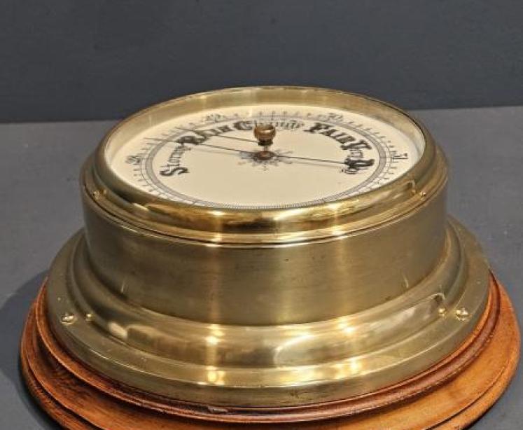 Victorian Ships Bulk Head Barometer - Image 7