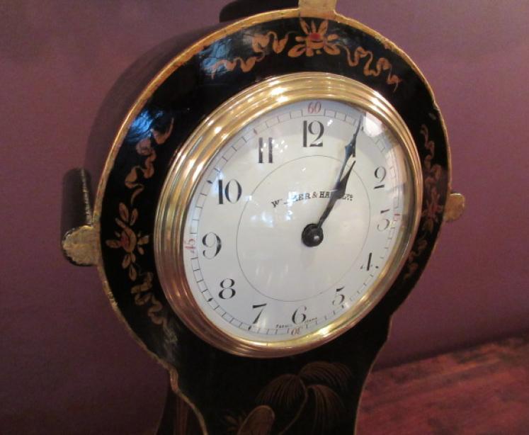 Superior Edwardian Chinoserie Lacquered Mantel Clock - Image 2