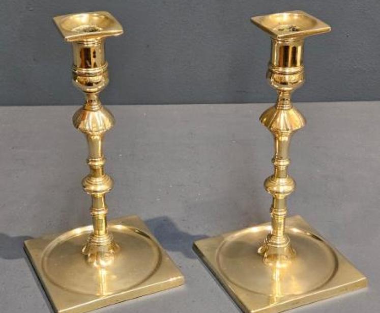 Pair of Late Georgian Brass Candlesticks - Image 4