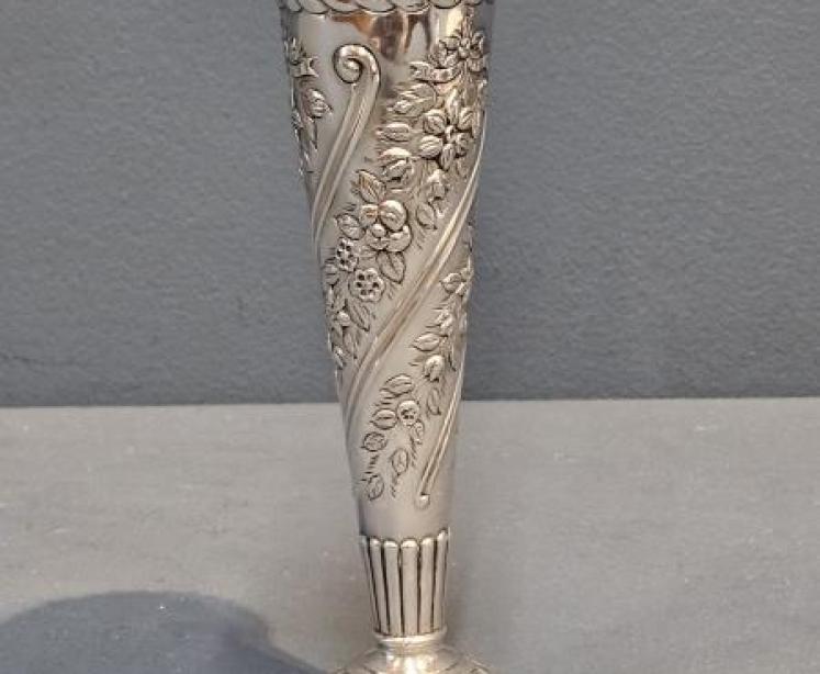 Victorian Silver Trumpet Vase by William Comyns - Image 1