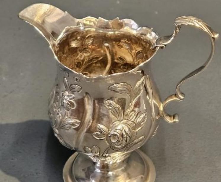 George III Silver Cream Jug - Image 1
