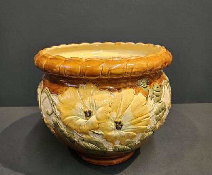 Large Burmantofts Art Pottery Faience Sunflower Jardiniere - Image 2