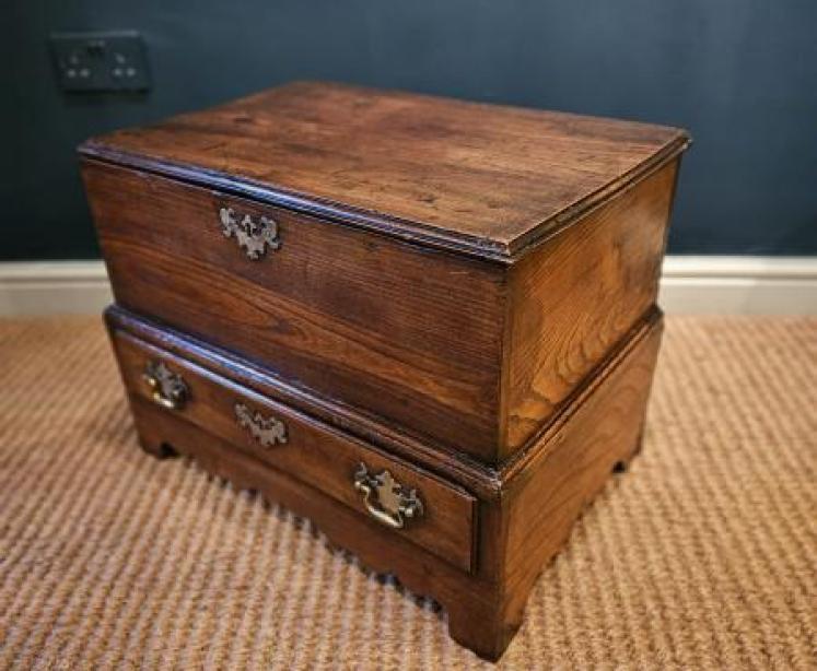 George II Coffer Bach - Image 3