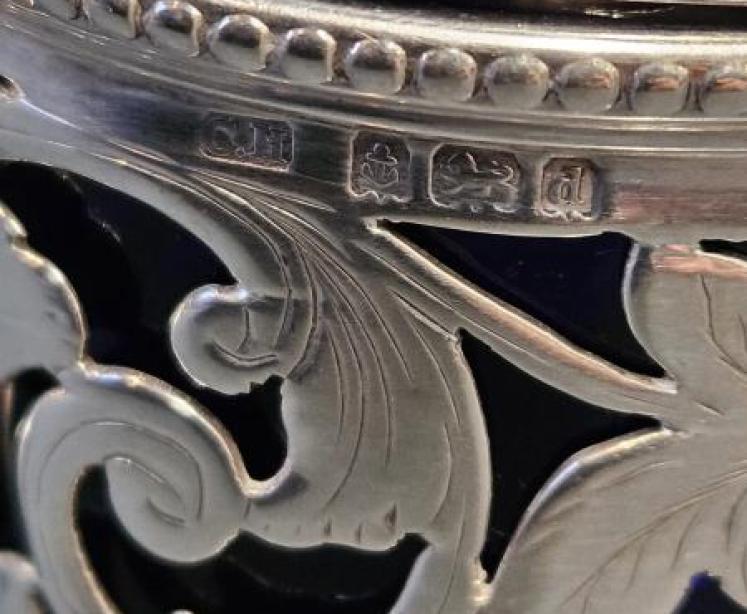 Superb Victorian Three Piece Silver Cruet - Image 5