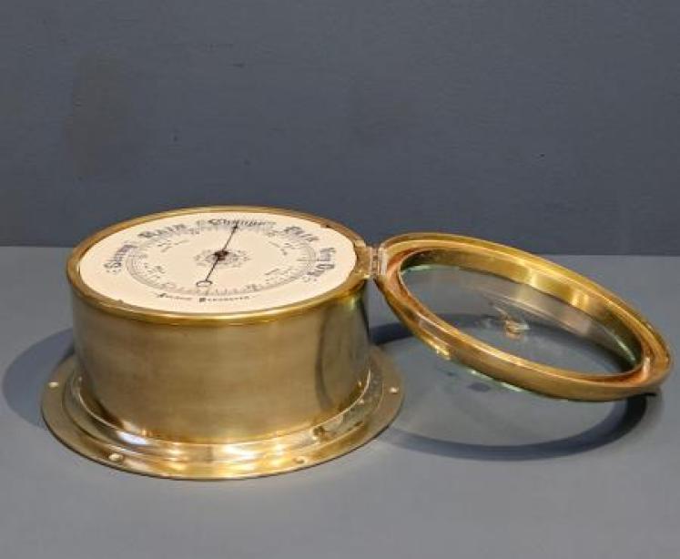 Superb Victorian Cast Brass Cased Ships Barometer  - Image 5