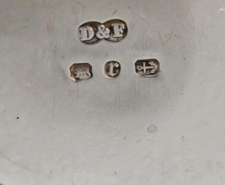 Victorian Embossed Silver Beaker - Image 4