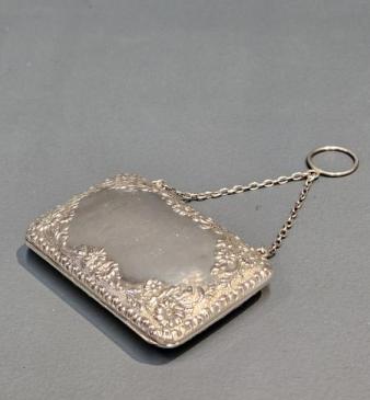 Edwardian Silver Purse with Daisy Design