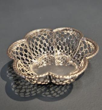 Edwardian Chester Silver Dish