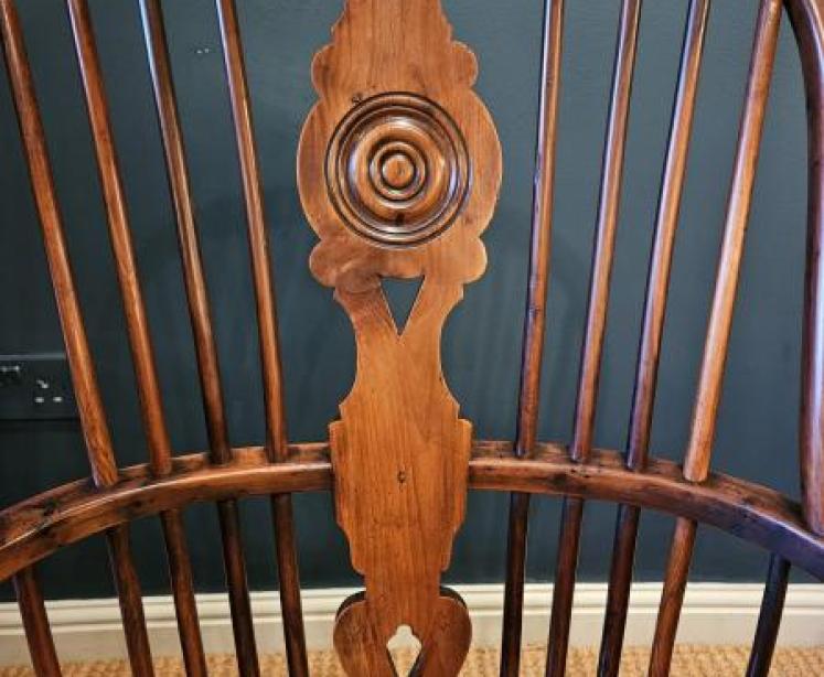 Georgian Yew Wood Windsor Chair - Image 5