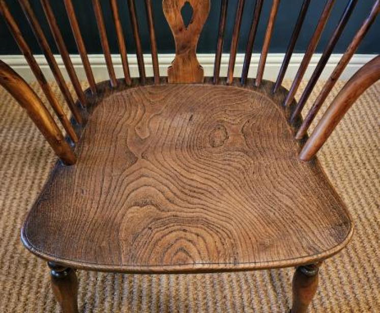 Georgian Yew Wood Windsor Chair - Image 6