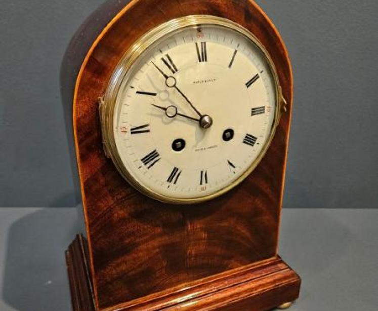 Edwardian Mahogany Gong Chiming Mantel Clock - Image 4