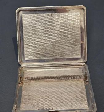 Unusual Engine Turned Inside And Out Silver Cheroot Case