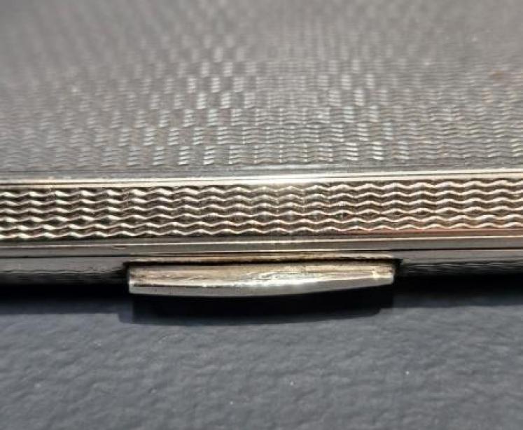 Unusual Engine Turned Inside And Out Silver Cheroot Case - Image 4