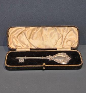 Superb George V Silver Key In Presentation Case