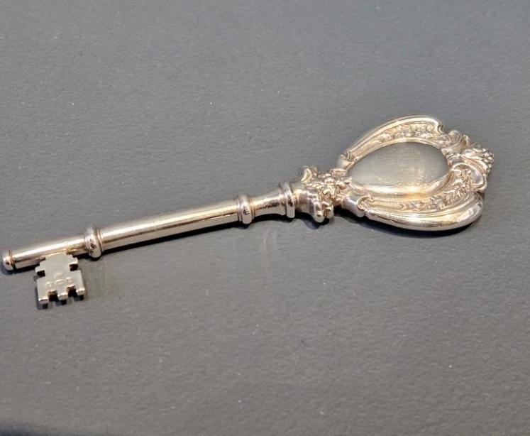 Superb George V Silver Key In Presentation Case - Image 3