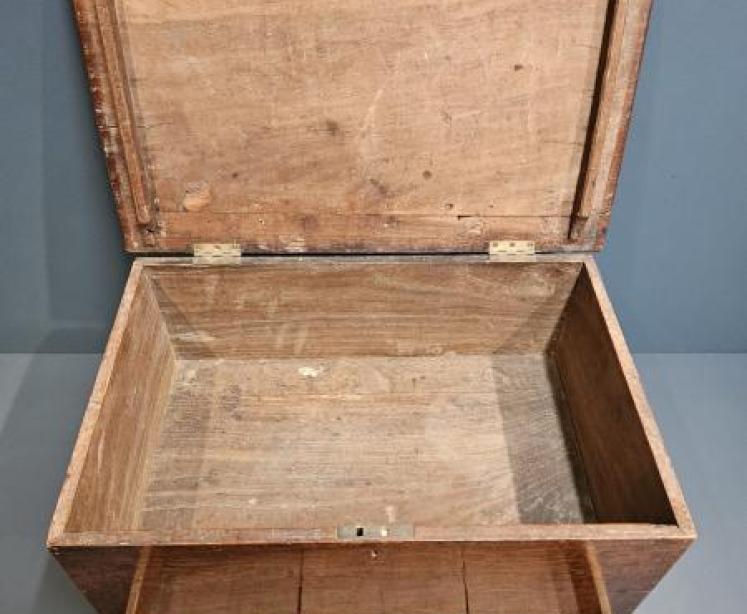 George II Single Drawer Coffer Bach - Image 4