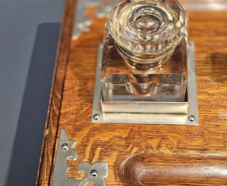 Victorian Oak and Silver Plated Pen & Ink Stand - Image 3