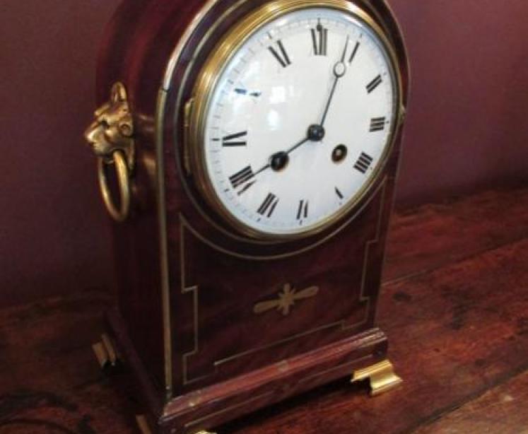 Early Victorian Brass Inlaid Striking Mantel Clock - Image 1