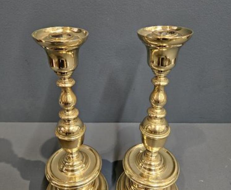 Victorian circular base Brass Candlesticks - Image 5