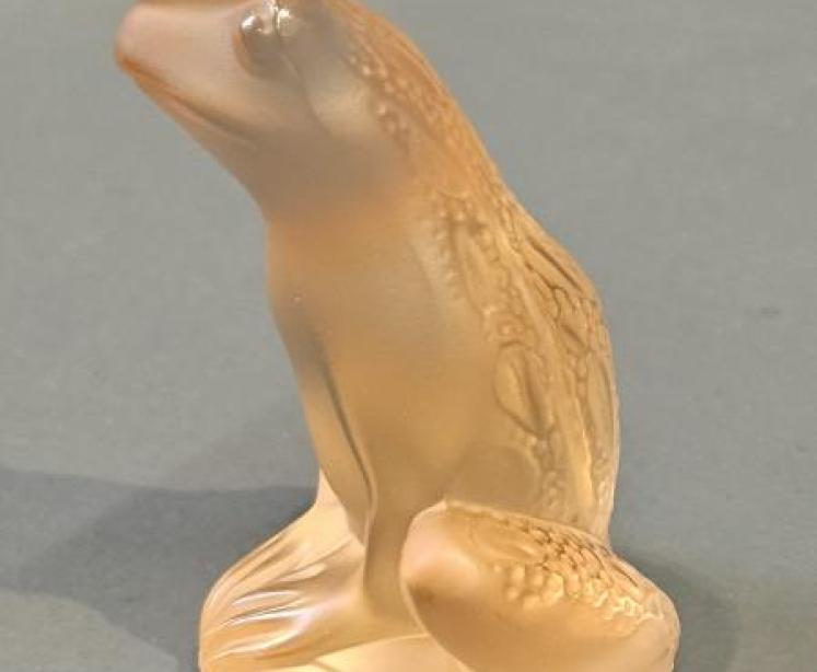 Lalique Gold Sitting Frog - Image 1