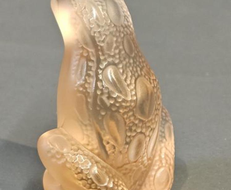 Lalique Gold Sitting Frog - Image 3