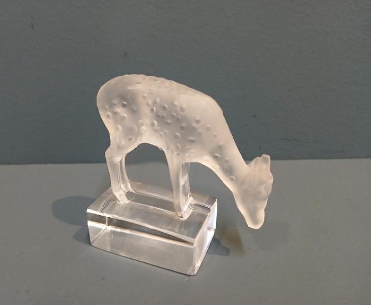 Lalique Opalescent Fawn - Image 3