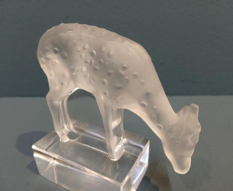 Lalique Opalescent Fawn - Image 4