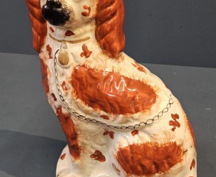 Pair of Mid Victorian Staffordshire Spaniels - Image 2