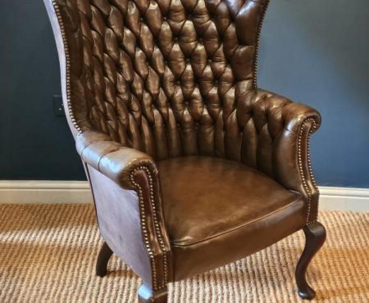 Superb Victorian Leather Button Back Arm Chair - Image 1