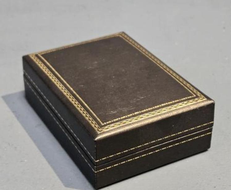 Immaculate Dunhill Rollagas Lighter with Case - Image 4