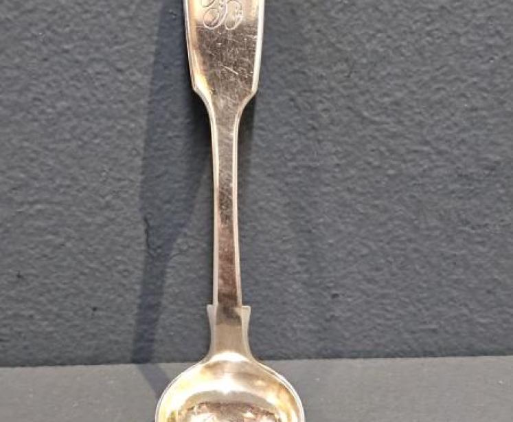 Early Victorian Condiment Spoon - Image 4