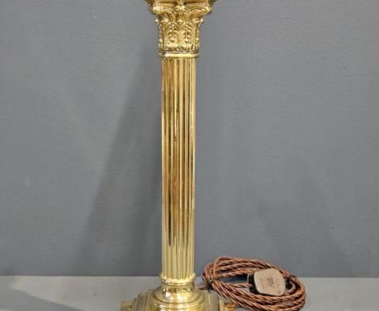 Edwardian Corinthian Column Brass Table Lamp - Image 1