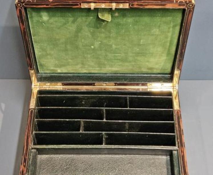 Coromandel Stationary Box and Silver Contents - Image 3