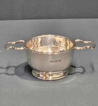 Mapin & Webb Silver Tea Strainer 