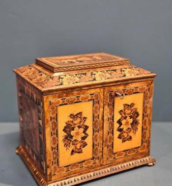 Outstanding Victorian Tunbridge Ware Box