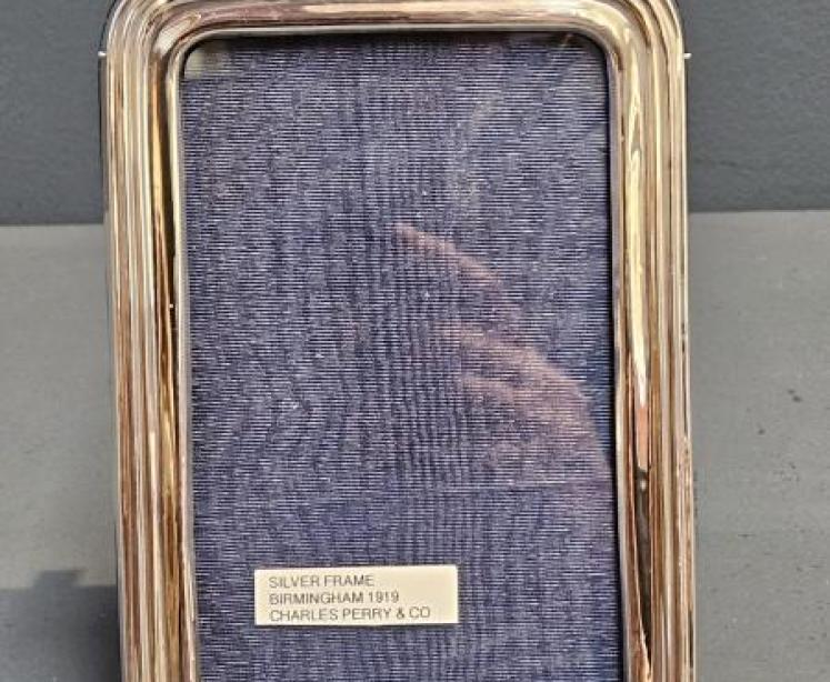 George V Silver Photo Frame - Image 1