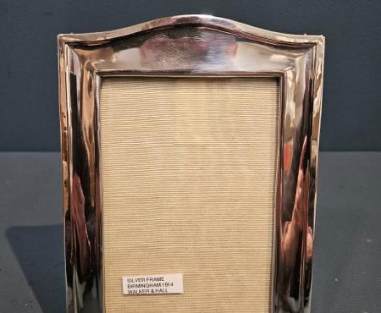 George V Arched Top Silver Frame - Image 2