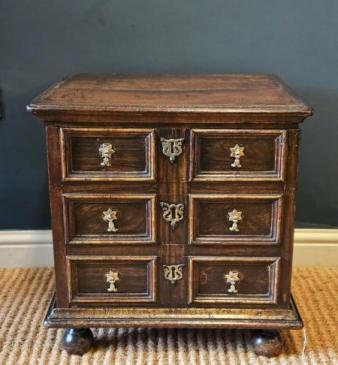 Georgian Oak Close Stool