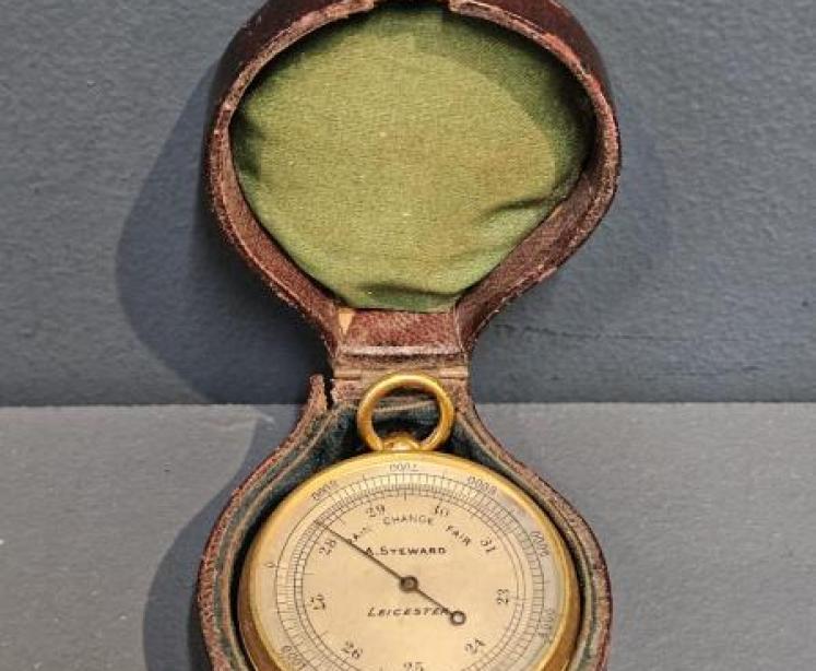 Victorian Pocket Barometer by Steward of Leicester - Image 4