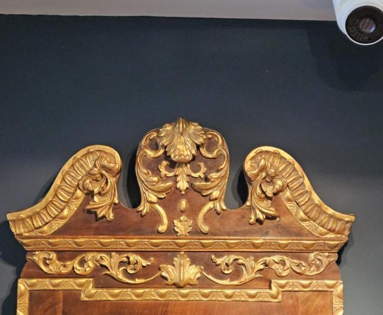 Quality Edwardian Walnut and Timber Gilt Mirror - Image 3