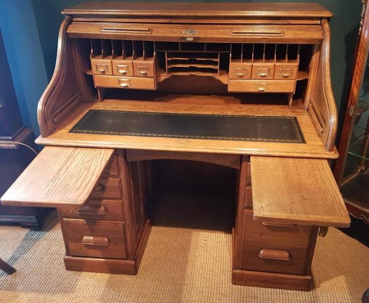 Superior Victorian Solid Oak Roll Top Desk - Image 4