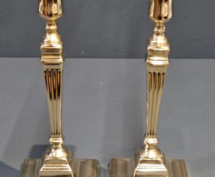 Pair of George III Brass Candlesticks - Image 2