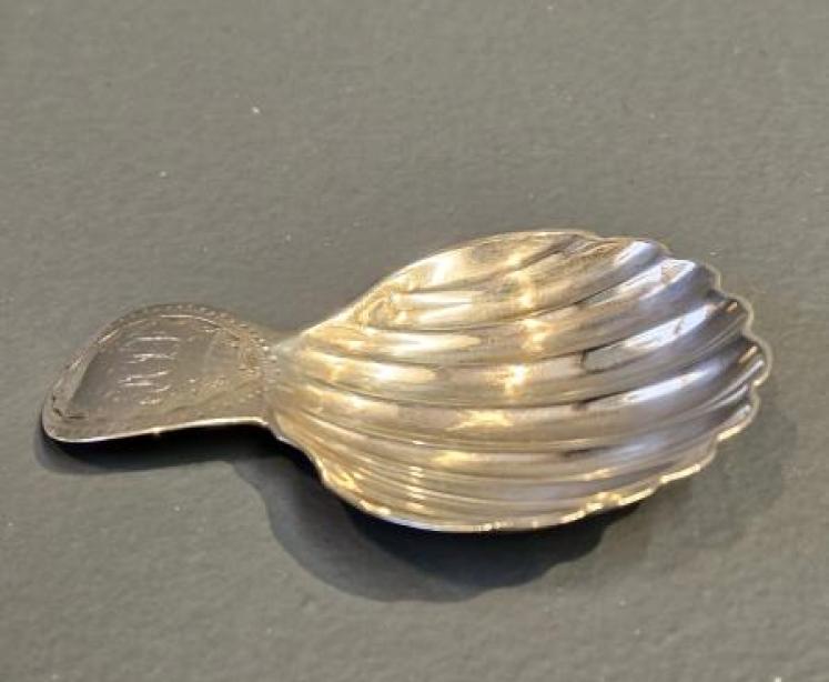 George III Silver Caddy Spoon - Image 1