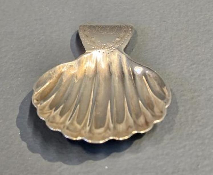 George III Silver Caddy Spoon - Image 2